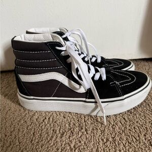 Vans Women’s Sk8-Hi Classic Black/White High-Top Sneakers Size 8